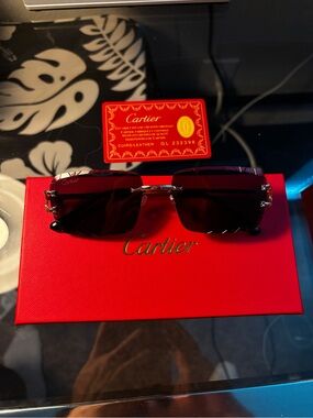 Cartier Men’s Red Black Rimless Sunglasses with Gold Bridge